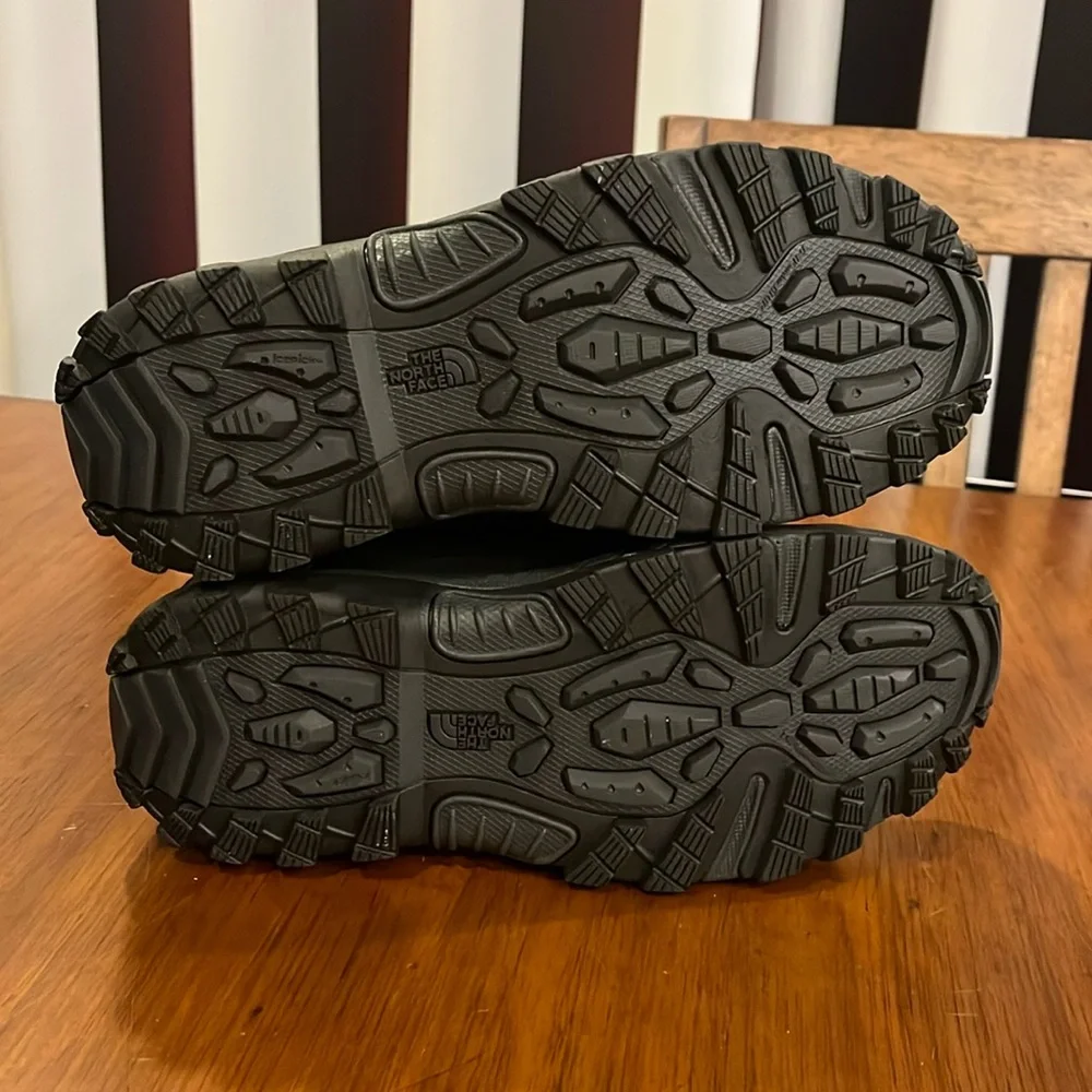 The North Face Chilkat IV Pull On Boots Snow Winter Waterproof Brown Mens Size 9